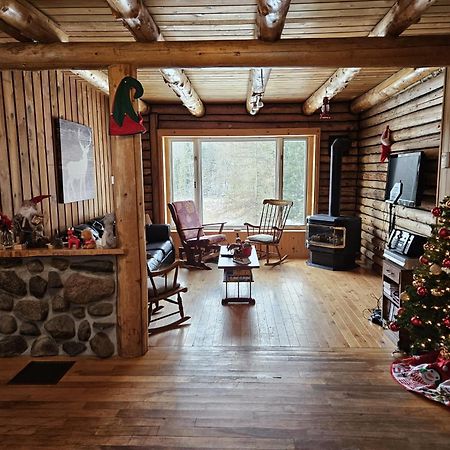 Cozy Log Cottage La Minerve Exterior foto